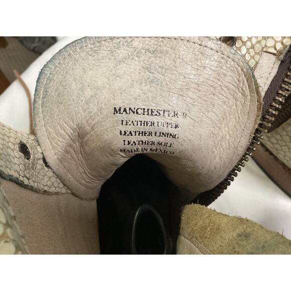 Freebird combat boots  snakeskin texture leather lace-up closure. Women’s size 9 - Picture 8 of 8